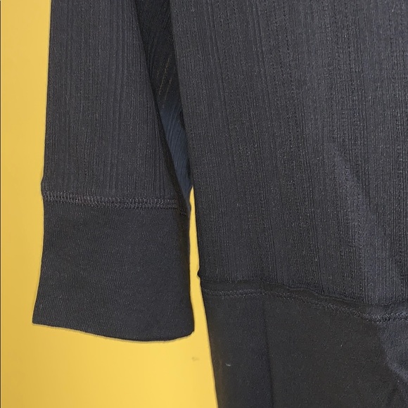 3/4 sleeve little black top - Picture 6 of 7